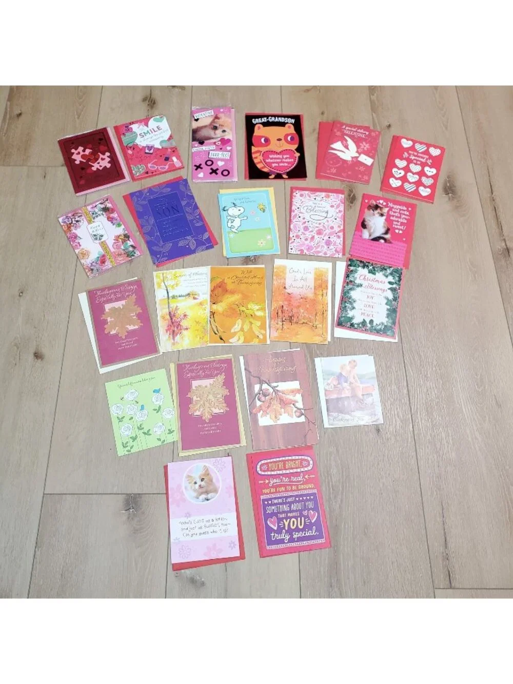 Lot of 22 Mixed Greeting Cards Hallmark Voila & More New Thanksgiving Valentine